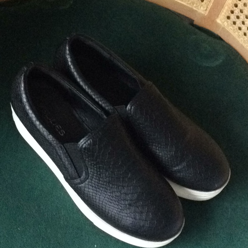 SLIDES NYC Shoes